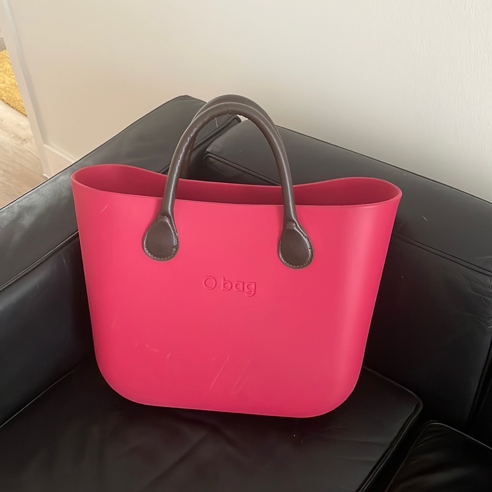 Beautiful pink obag- Italian bag- rubber